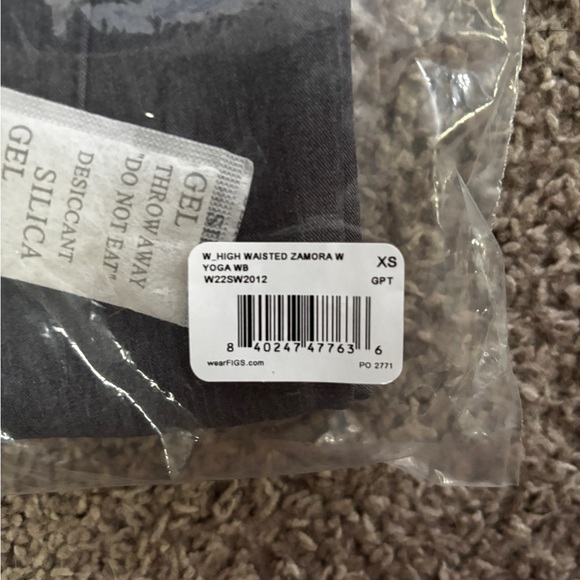 Figs Graphite Top and Bottom Scurbs - Picture 5 of 5